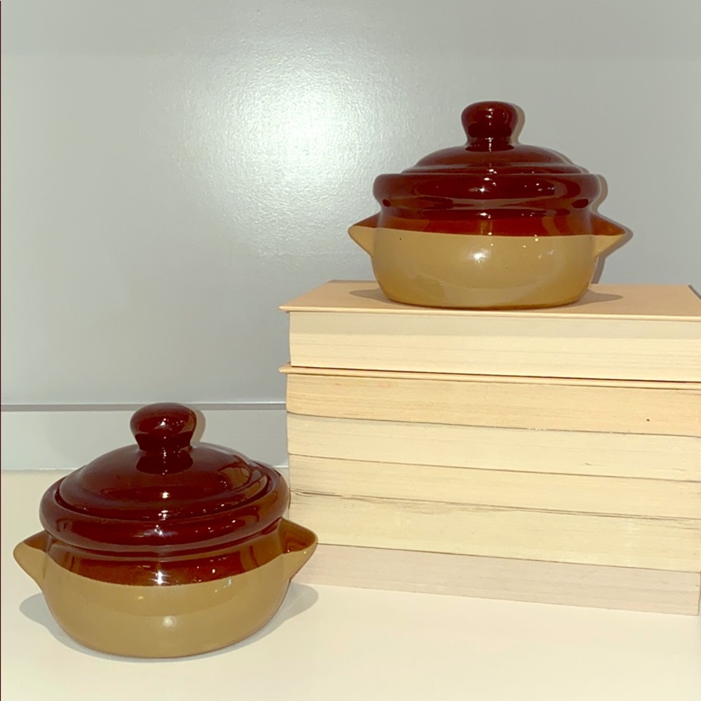 Vintage pots